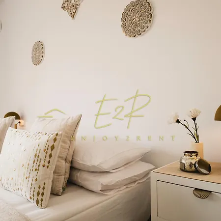 Belmonstays Flamencos De Riviera, Mijas Costa Holiday home *