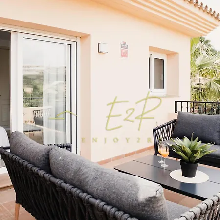 Belmonstays Flamencos De Riviera, Mijas Costa Holiday home